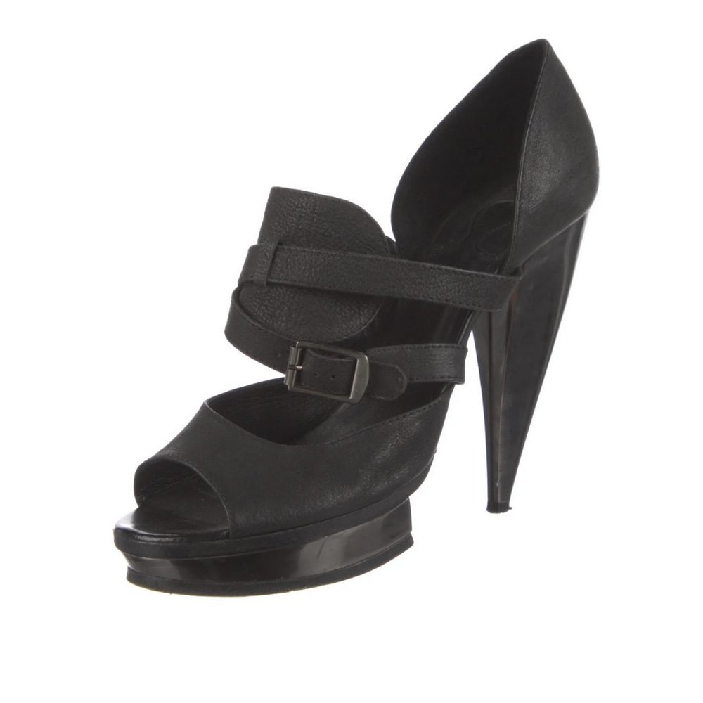 Chloé Leather Sandals/heels